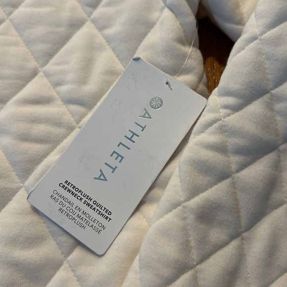 NWT Athleta Retroplush Quilted Crewneck Sweatshirt - Size M - Picture 7 of 7